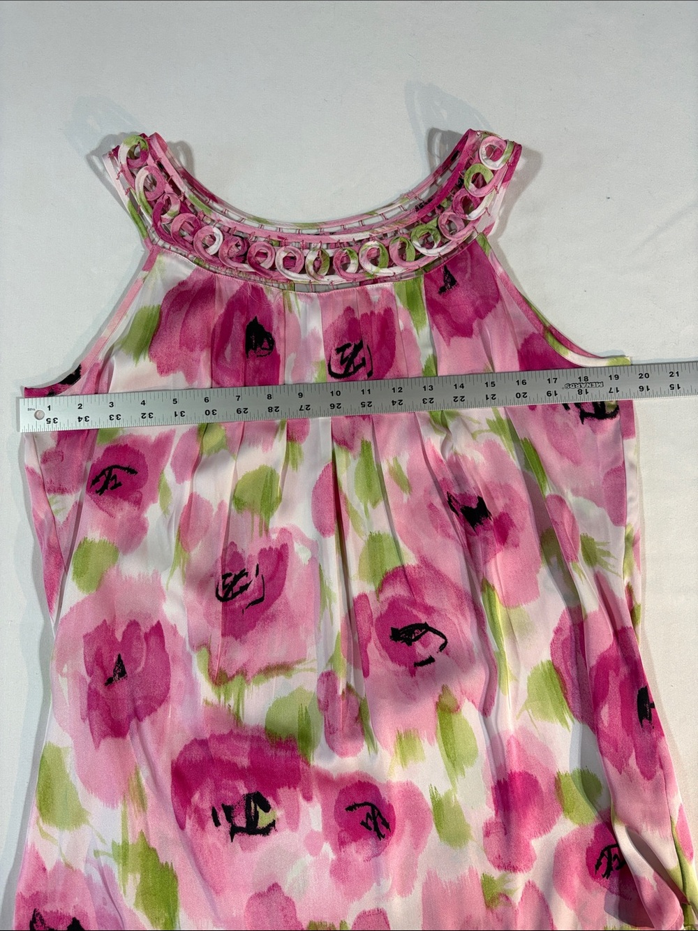 dressbarn Pink Floral Sleeveless Tank with Ring-Trim Neckline size Medium - Picture 9 of 11